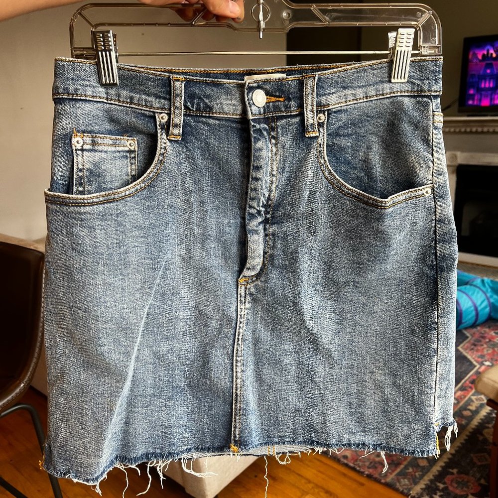 Aritzia Wilfred Free denim skirt